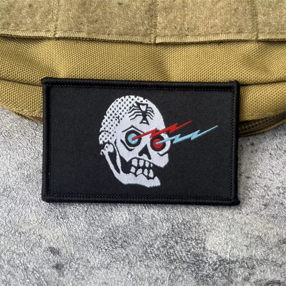 Parche táctico calavera y moral MOLLE – gancho para mochila - imagen 5
