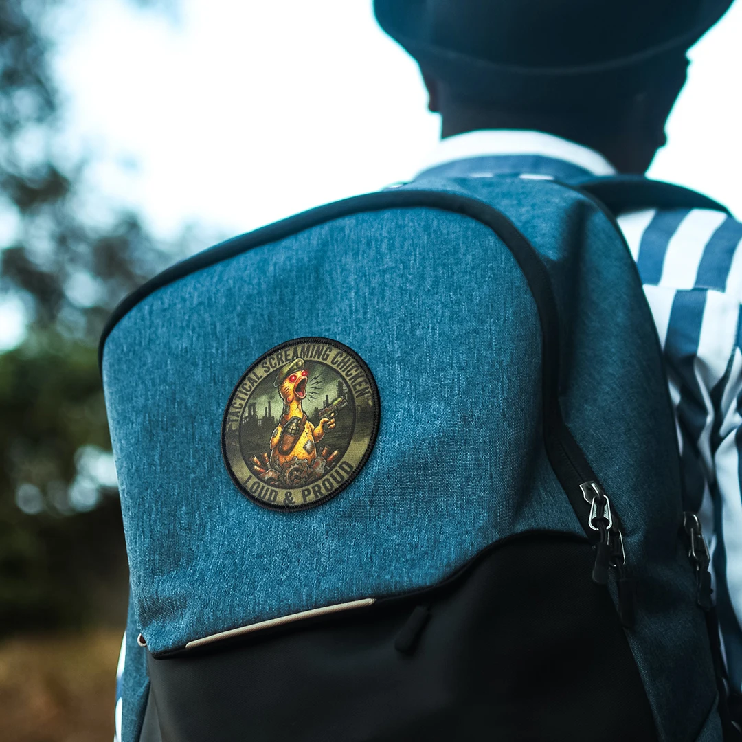 Parche de moral pollo gritando – Velcro para mochila y chaqueta - imagen 3