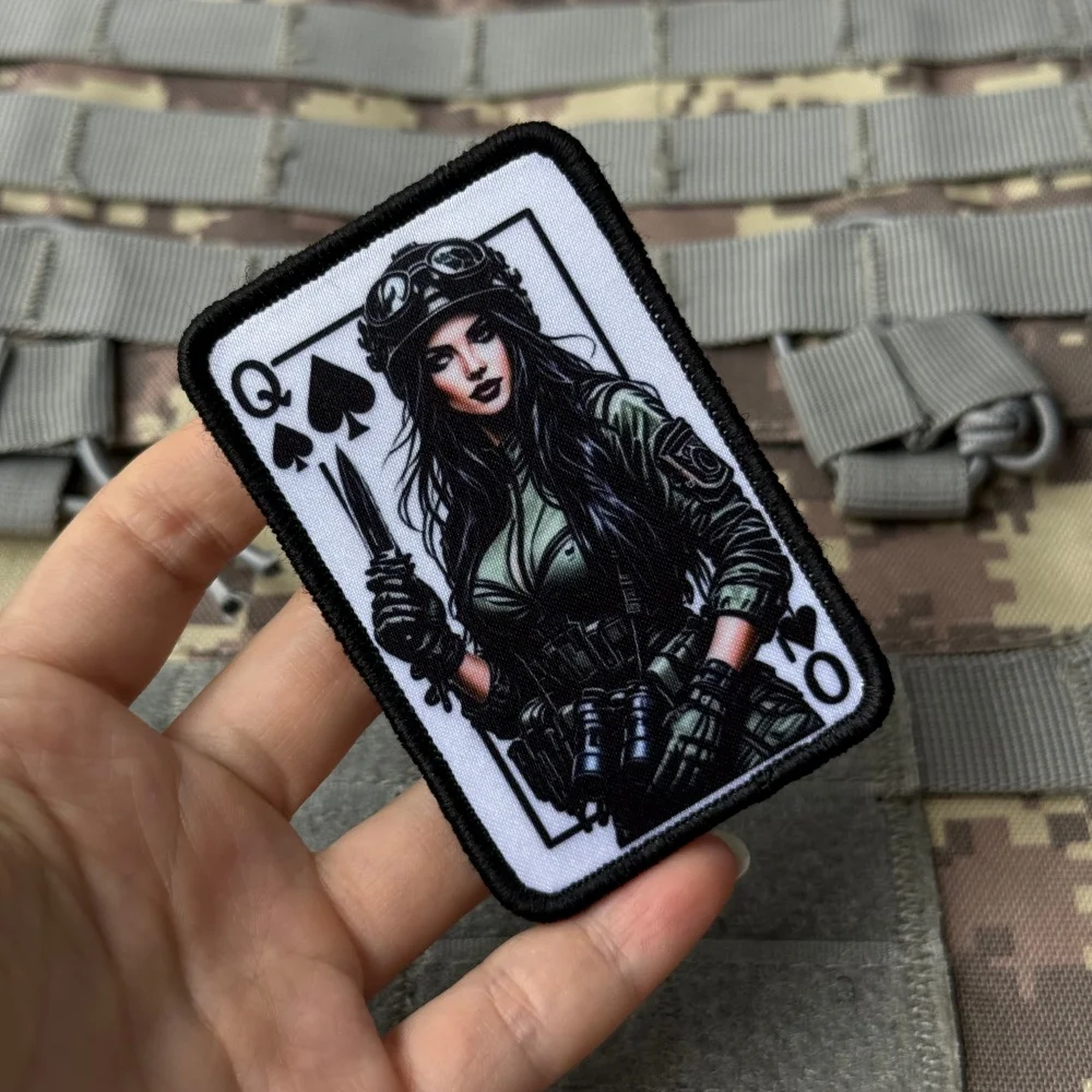 Parche táctico Reina de Espadas estilo waifu con velcro - imagen 2