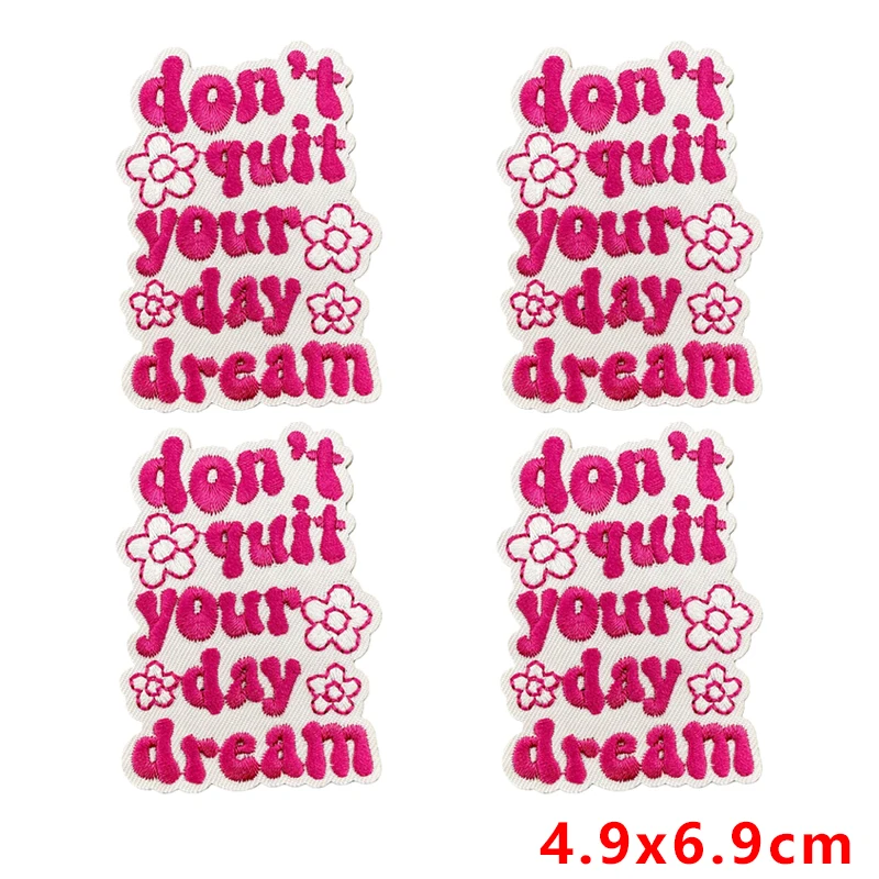 Parche termoadhesivo rosa con frases positivas – para ropa y mochila - imagen 3