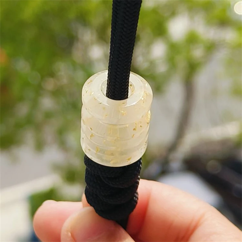Detalles de cuchillo plegable
