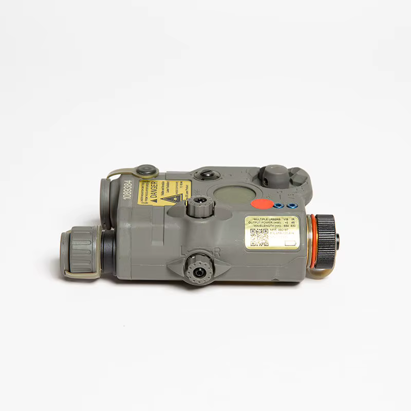 FMA PEQ15-LA5 láser táctico IR con indicador LED blanco/rojo/verde