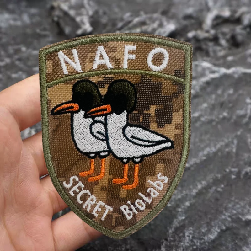 Parche táctico NAFO pato camuflaje – Moral con velcro para mochila - imagen 3