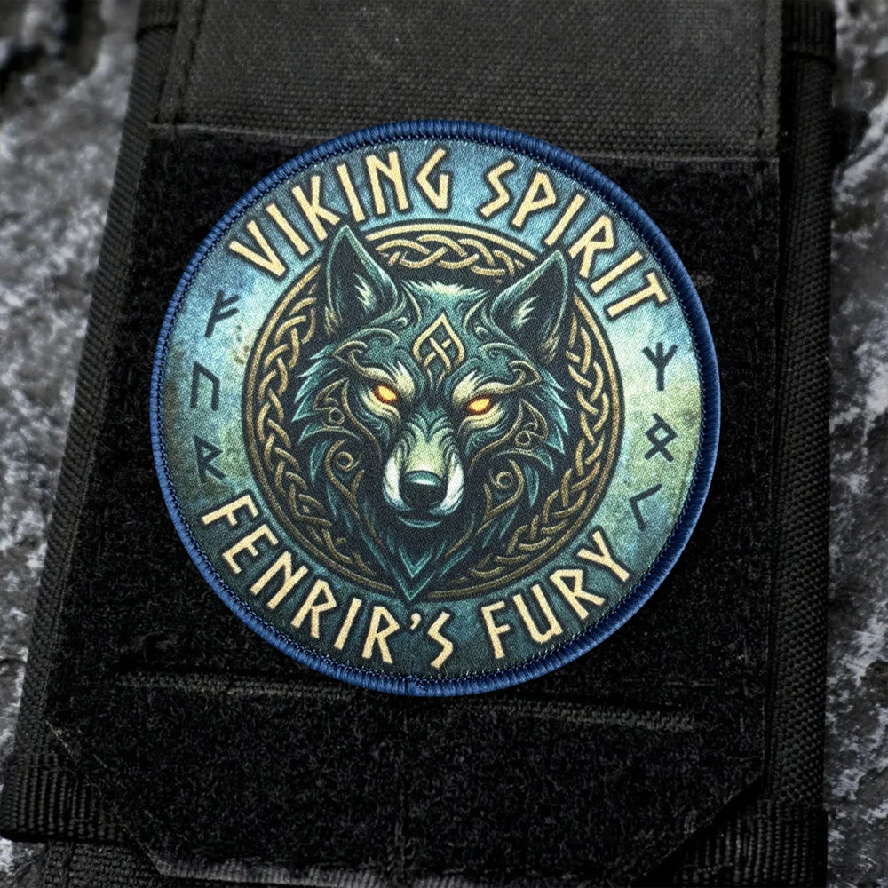 Parche táctico vikingo Fenrir con runas nórdicas gancho y bucle - imagen 5