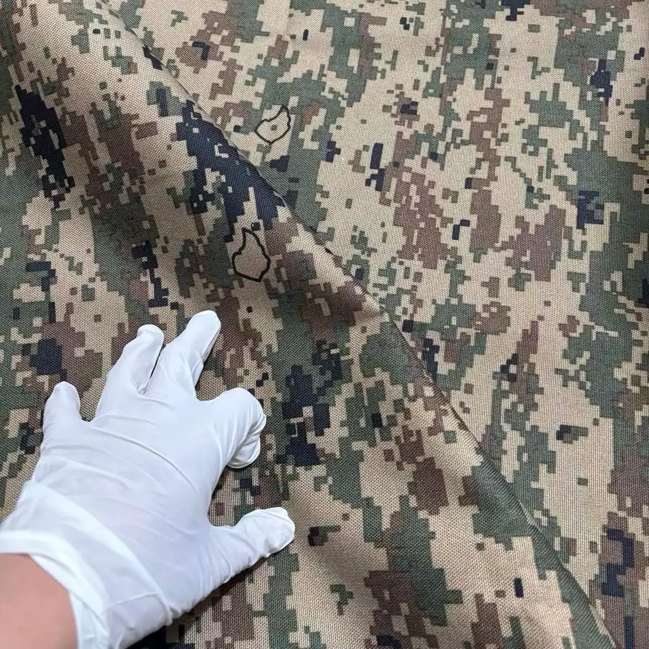 Tela de camuflaje táctico en nailon impermeable antiinfrarrojos - imagen 2