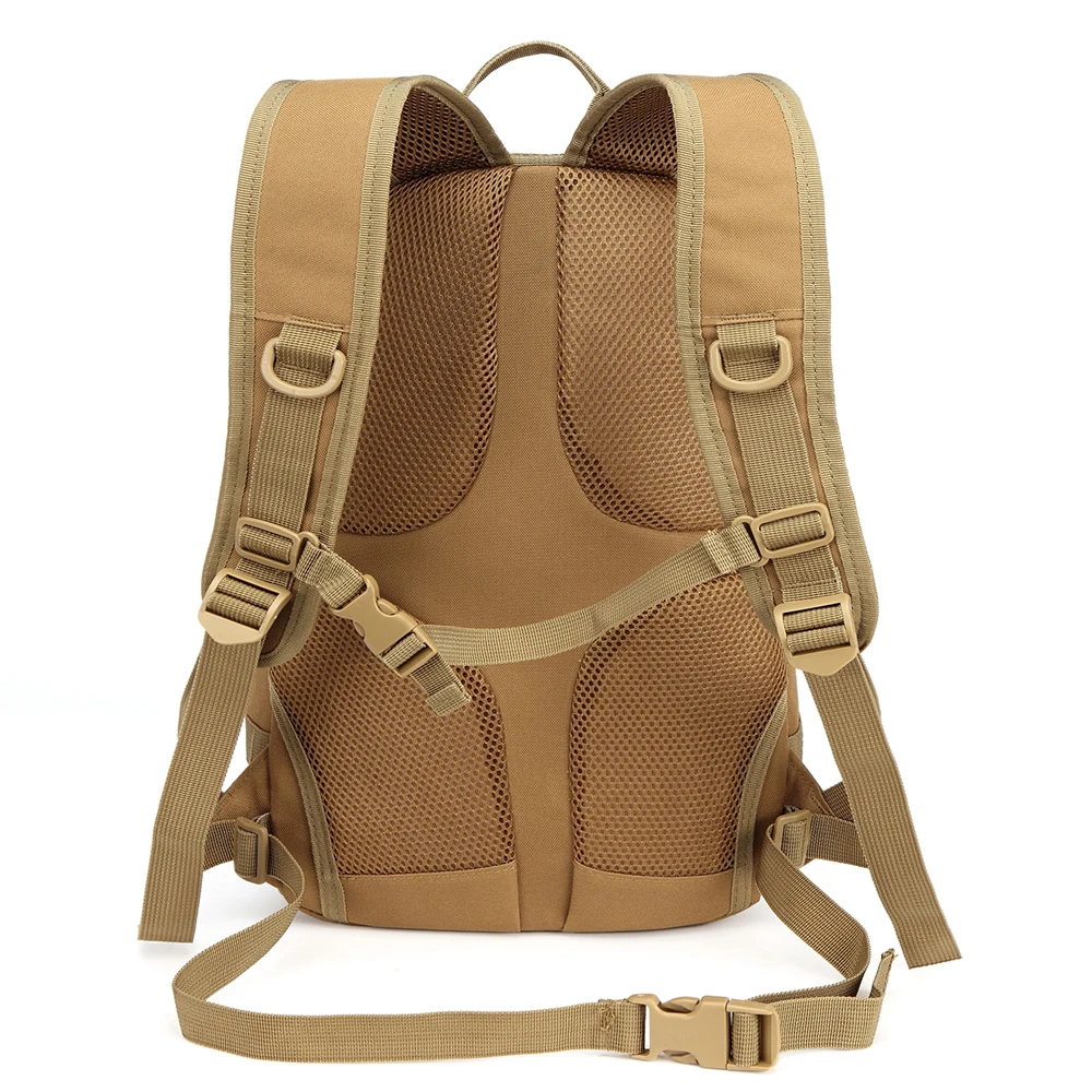 Uso en entorno de montaña con mochila puesta
