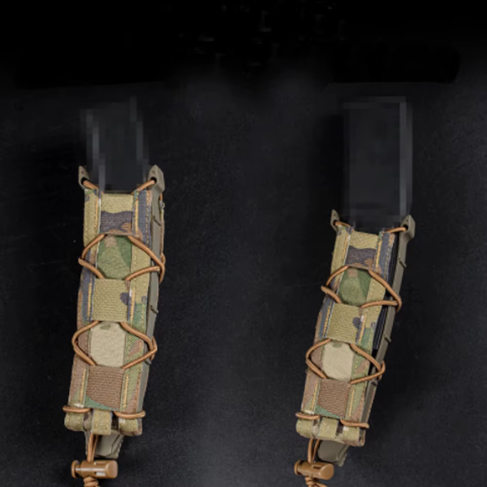 Imagen mostrando la bolsa con una linterna MP5 insertada
