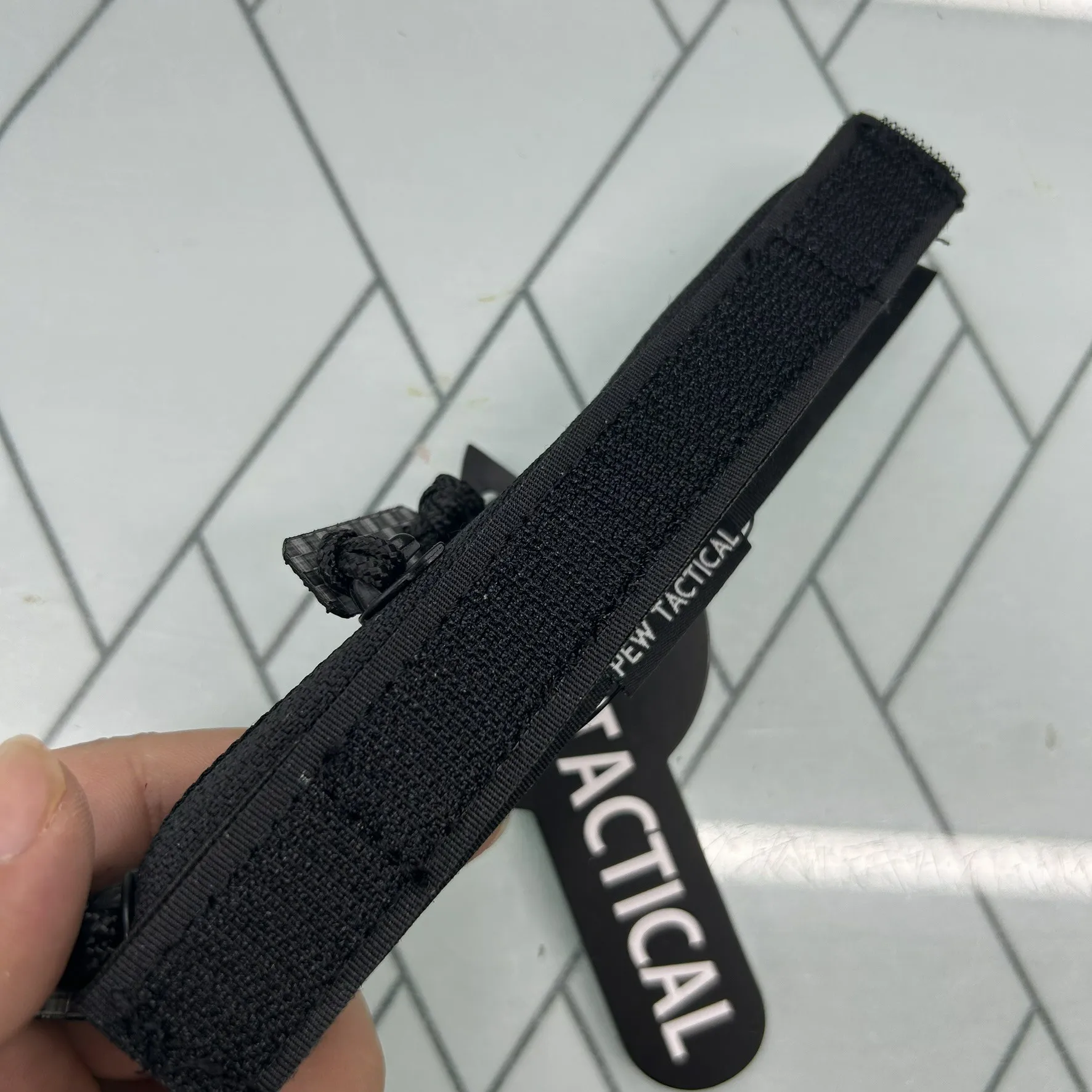 Panel de pecho con cremallera y extractor Tegris para chaleco táctico
