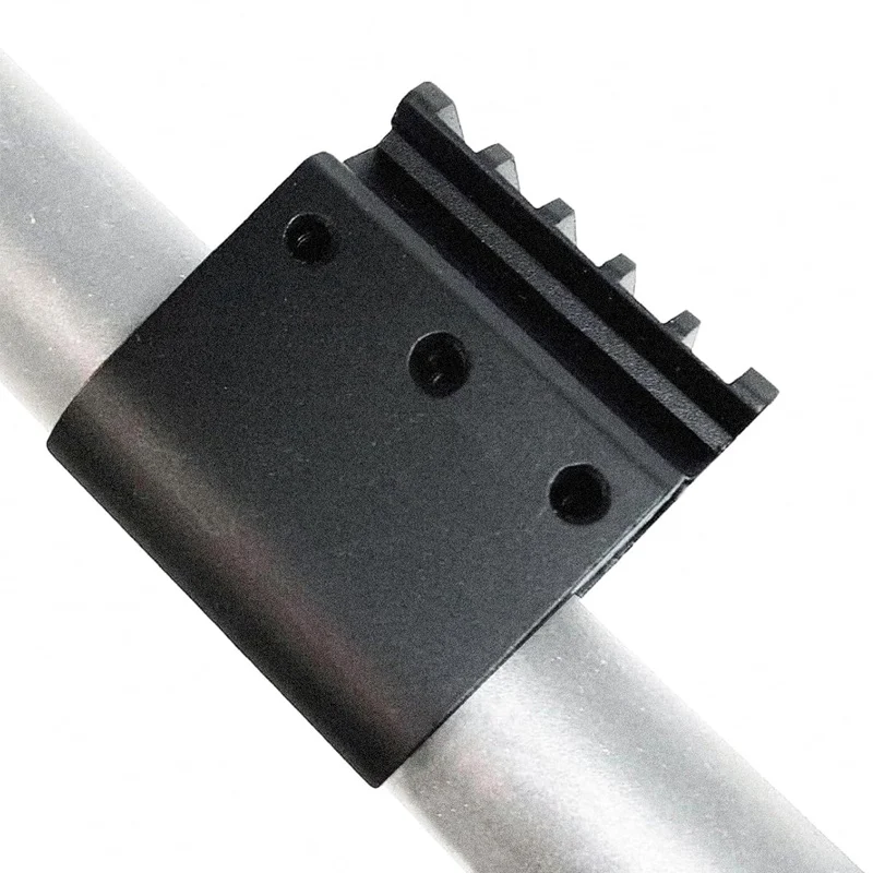 Montura óptica para linterna con abrazadera