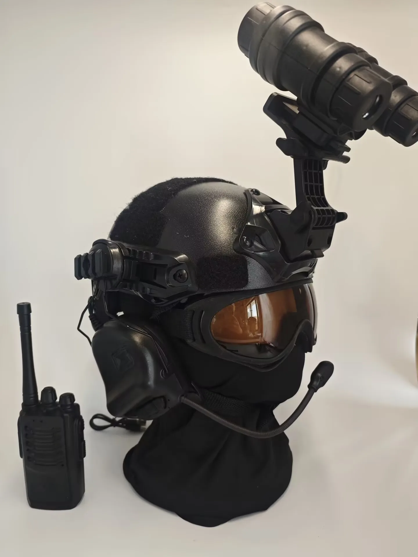Casco táctico infantil NVG con auriculares, gafas y visor - imagen 3