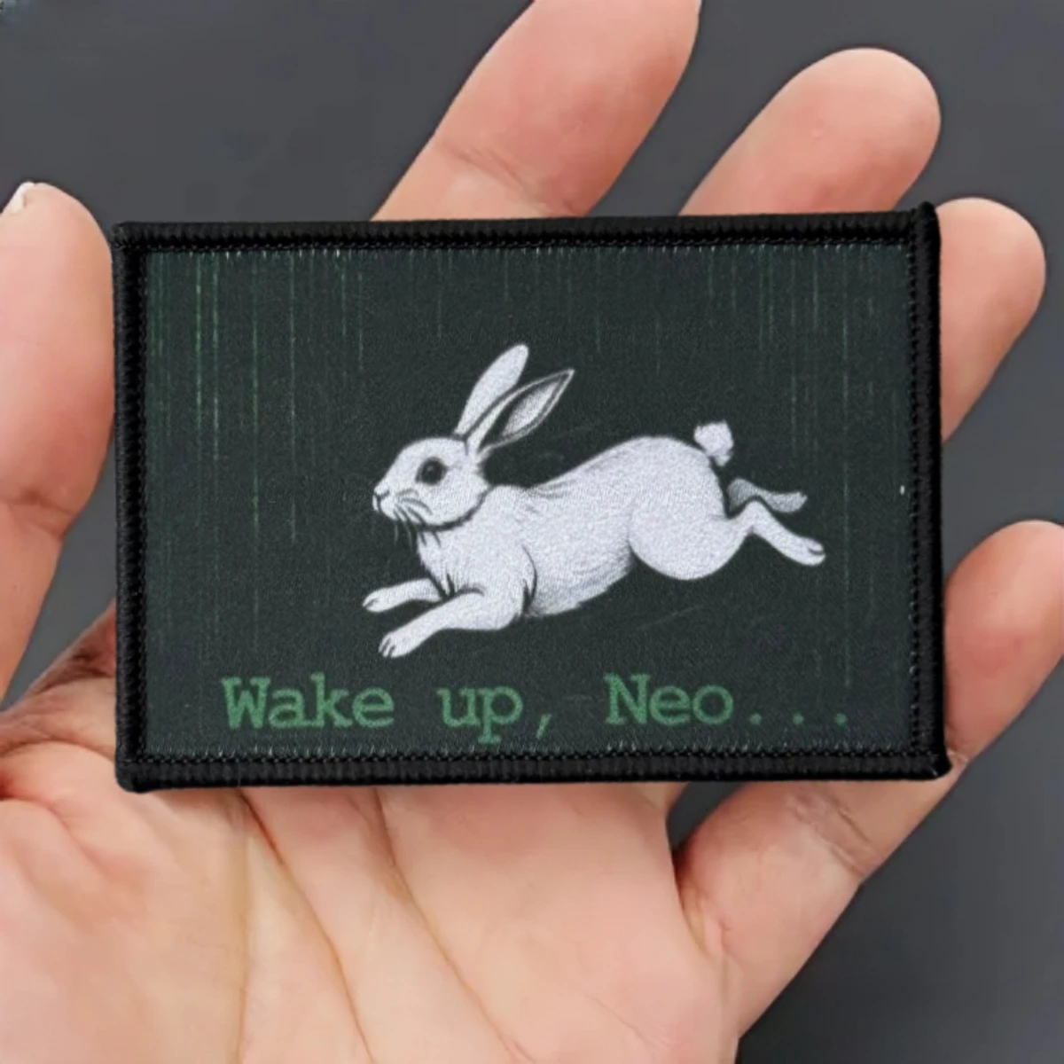 Parche táctico militar Morale Rabbit Wake Up Neo con velcro - imagen 3