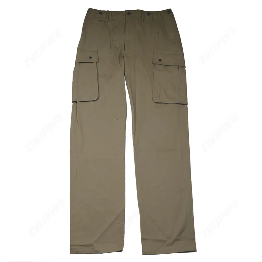 Pantalones M42 vintage color caqui, corte holgado y acabado de reproducción