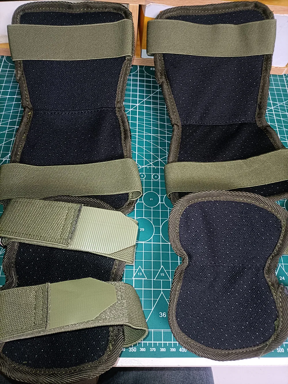 Cierre con velcro para el codo
