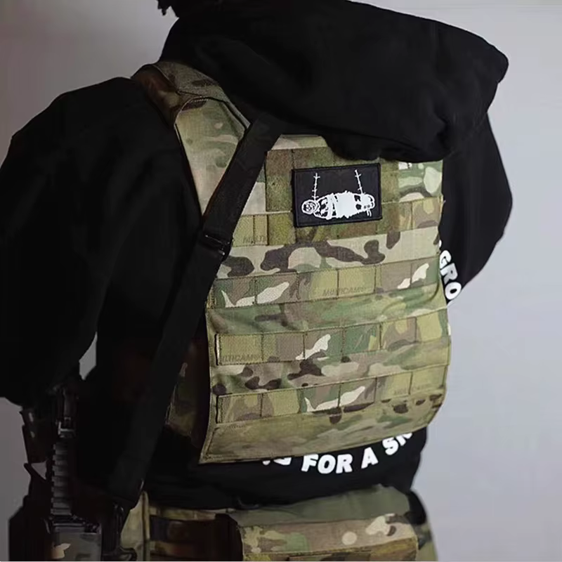 Parche bordado táctico One7 Hatchet – No sympathy, insignia - imagen 3