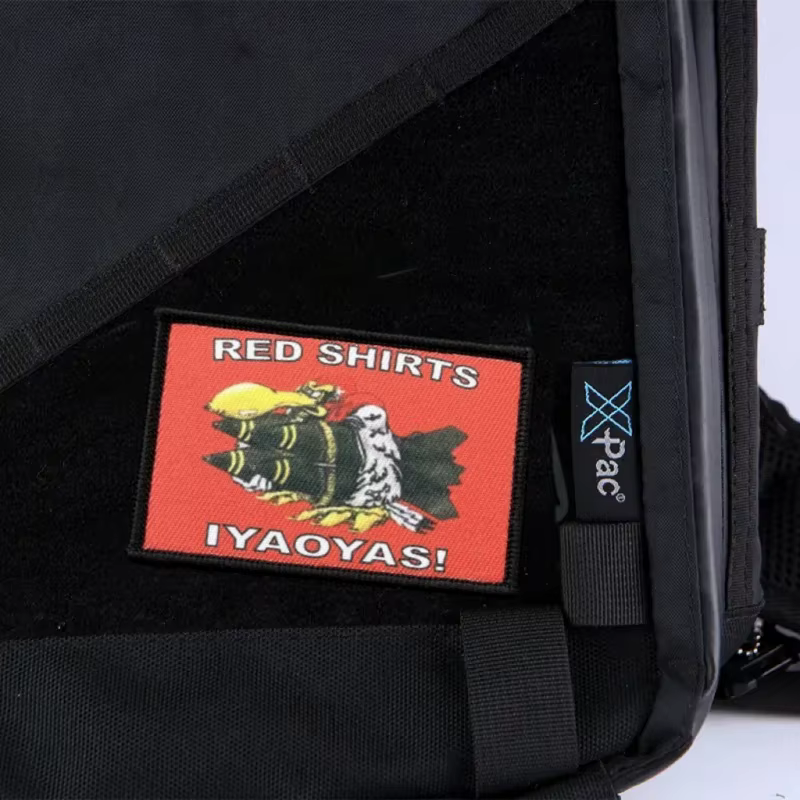 Parches tácticos IYAOYAS insignia moral camisas rojas con velcro - imagen 5
