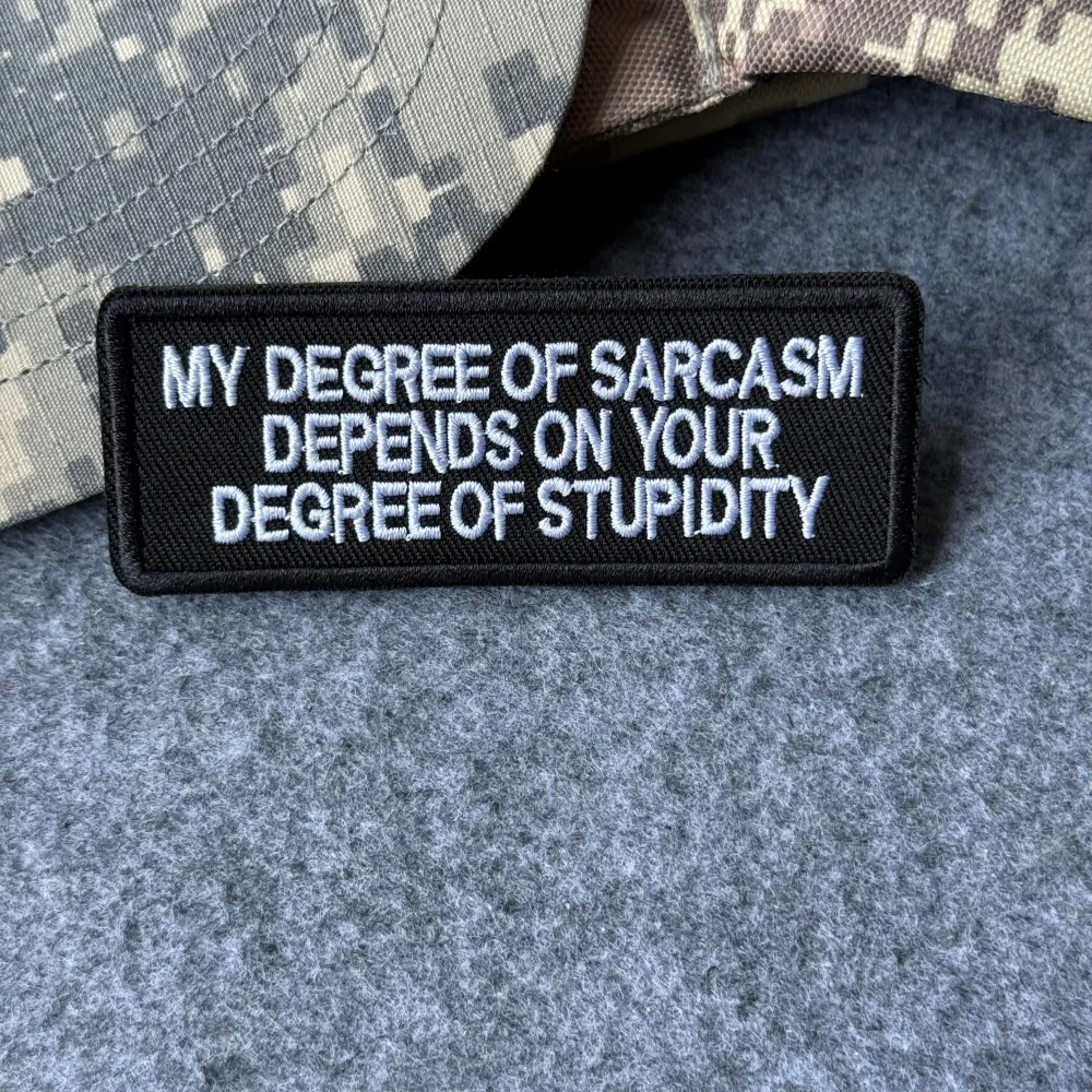 Parche táctico bordado MI GRADO DE SARCASMO para moral militar - imagen 3