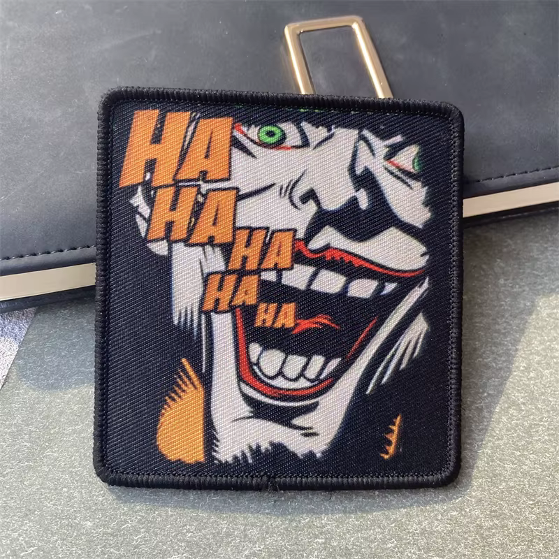 Parche moral táctico Hahahaha – Diseño impreso con velcro para mochila - imagen 2