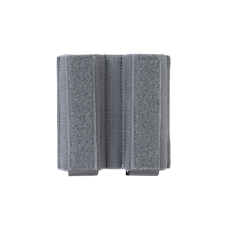 Detalle de la bolsa doble para cargadores 9 mm