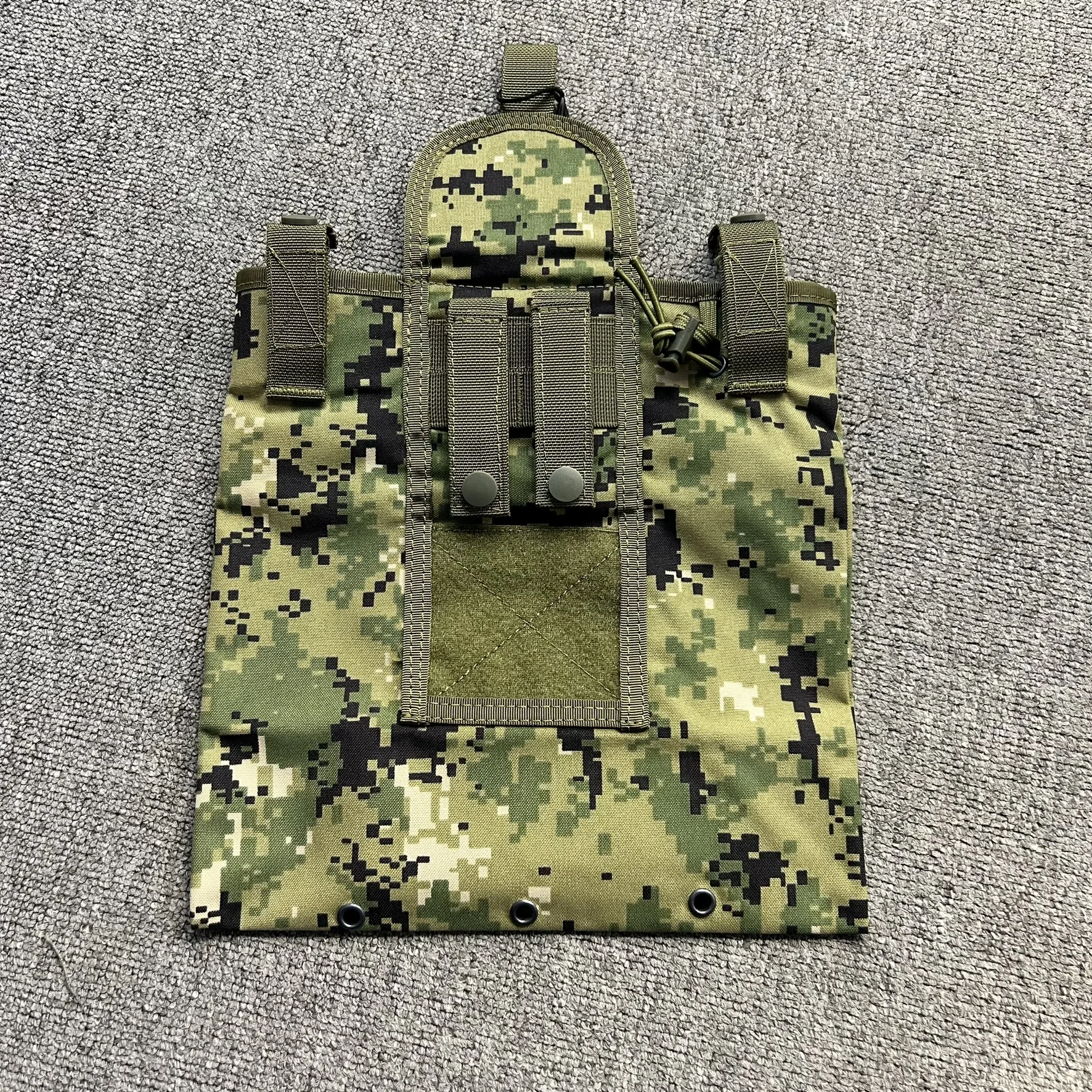 Bolsa MOLLE para recuperación en chaleco táctico de campo - imagen 3
