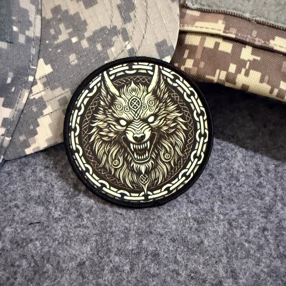 Norse Myth parche táctico Lobo Fenrir bordado con velcro - imagen 2