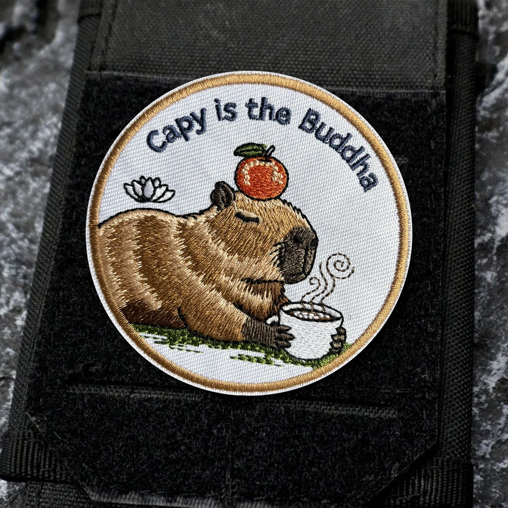 Parche táctico bordado capibara zen con velcro para EDC