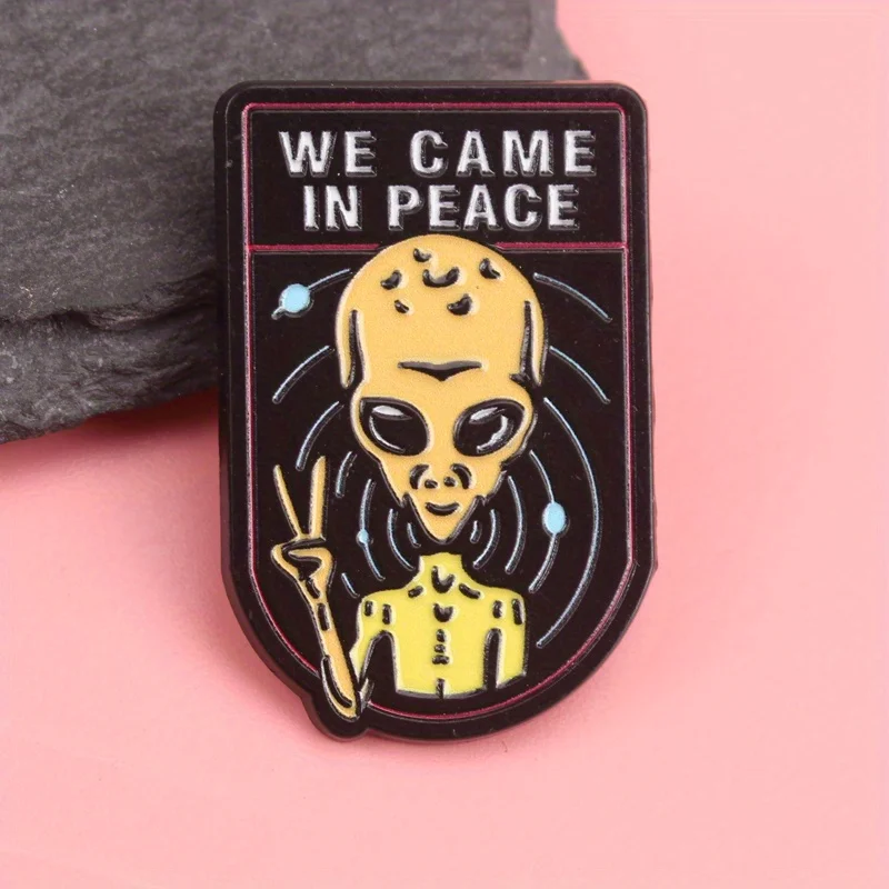 Pin de solapa alienígena paz amarillo brillante escudo cósmico - imagen 3