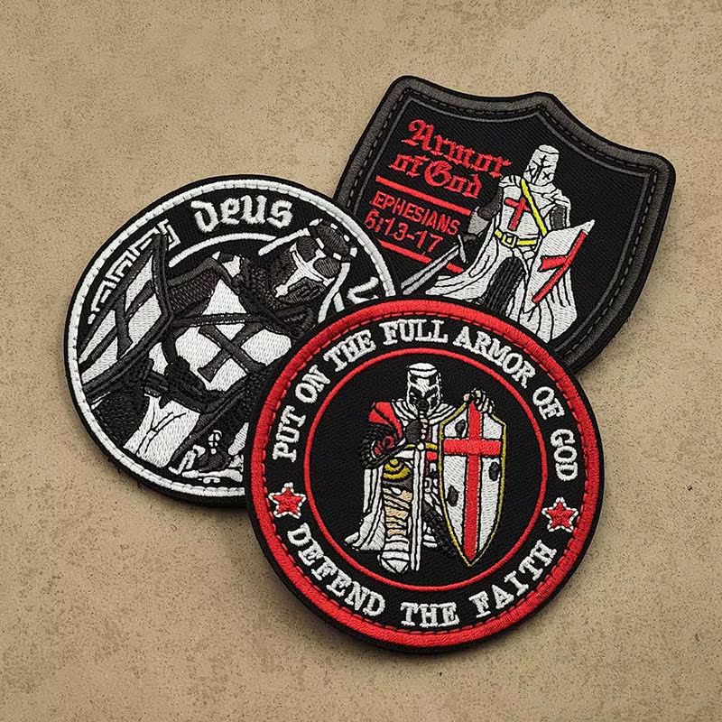 Parche táctico Knights Crusader – Emblema bordado con velcro para uniforme - imagen 2