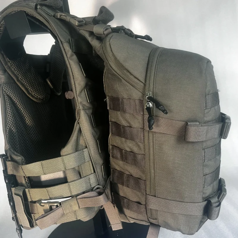 Mochila táctica con panel trasero acolchado para desplazamientos - imagen 3