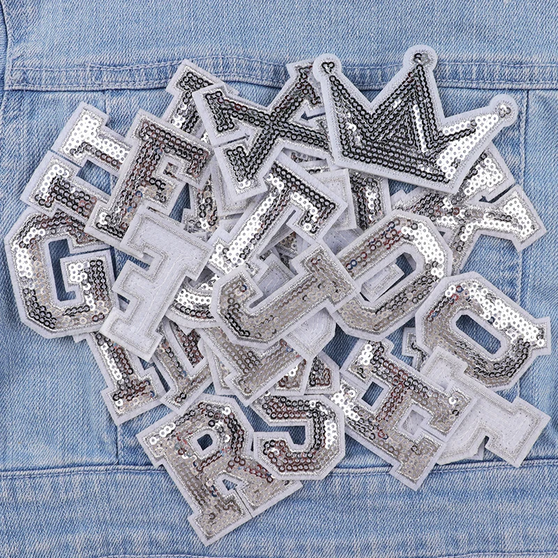 Parches alfabeto bordado A-Z con lentejuelas plateadas para coser
