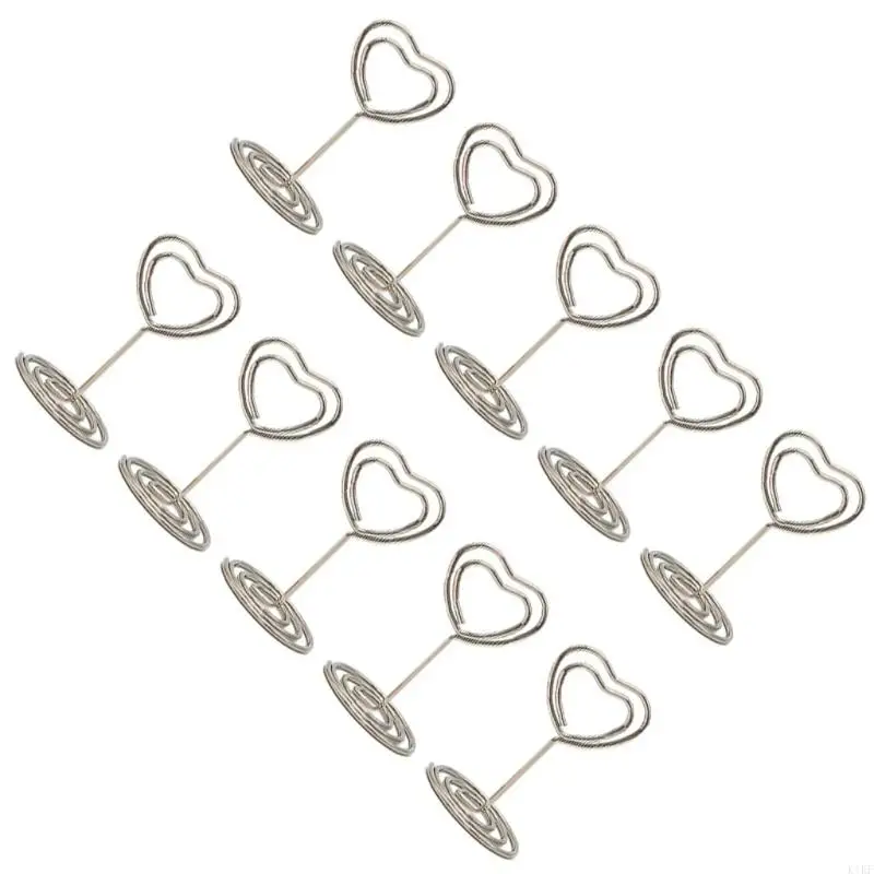 Soportes metálicos en forma de corazón