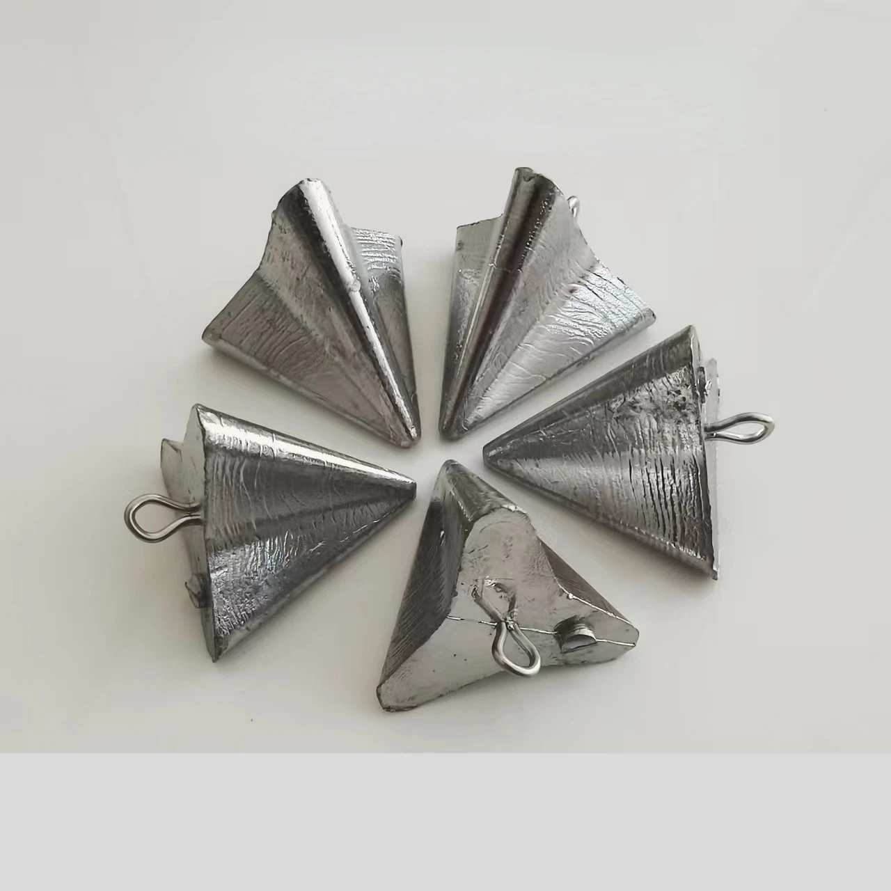 Colgante de plomo triangular gota agua para pesca mar posicionamiento - imagen 4