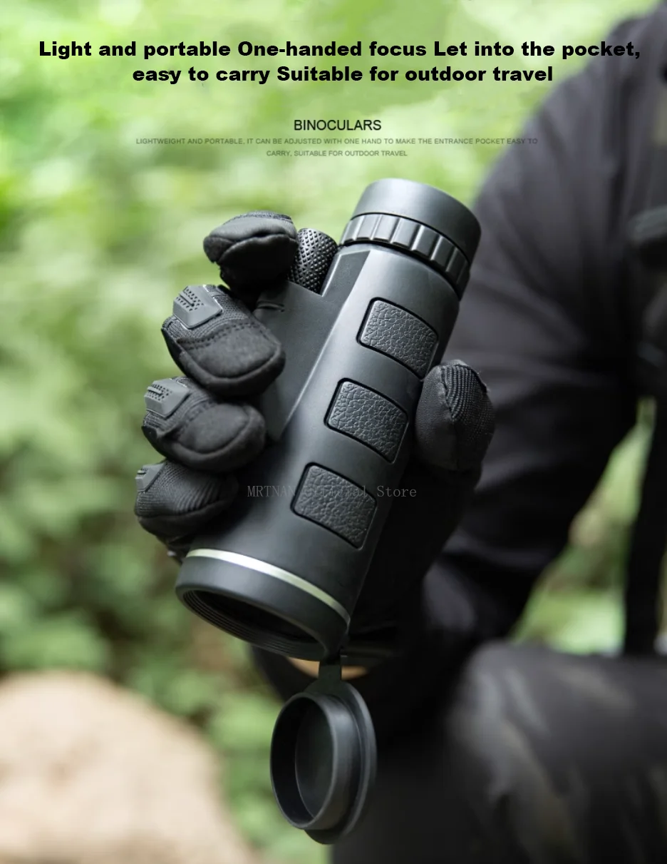 Telescopio monocular portátil en uso
