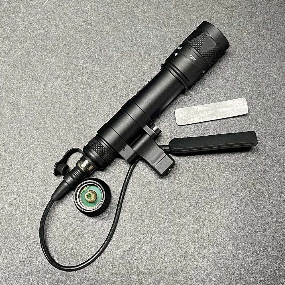 Linterna táctica para rifle LED estroboscópica blanca de caza