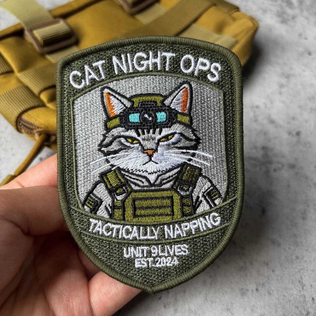 Parche táctico Cat Night Ops bordado gancho y bucle para mochila - imagen 3