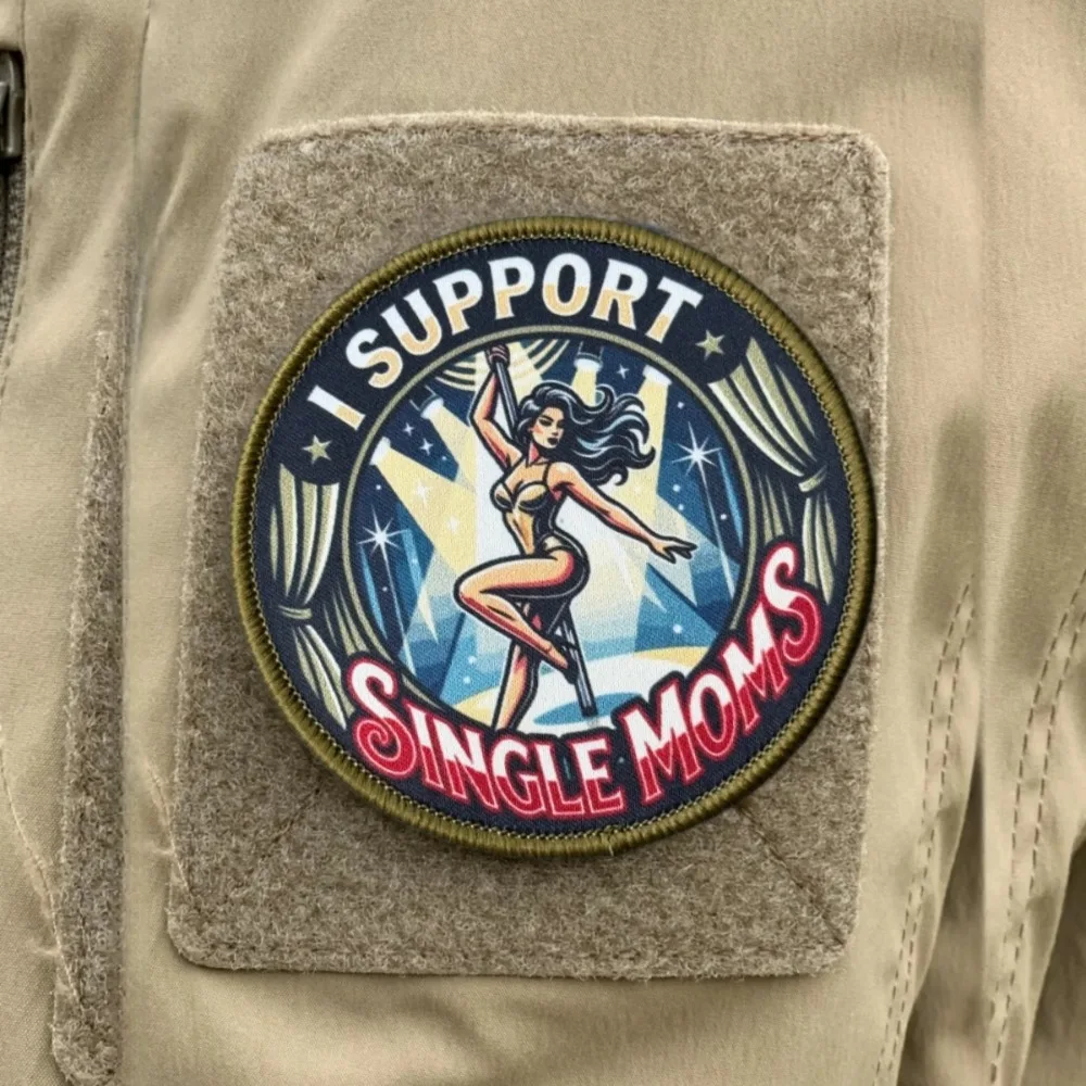 Parche militar de moral pin-up «Apoya a las madres solteras» - imagen 4