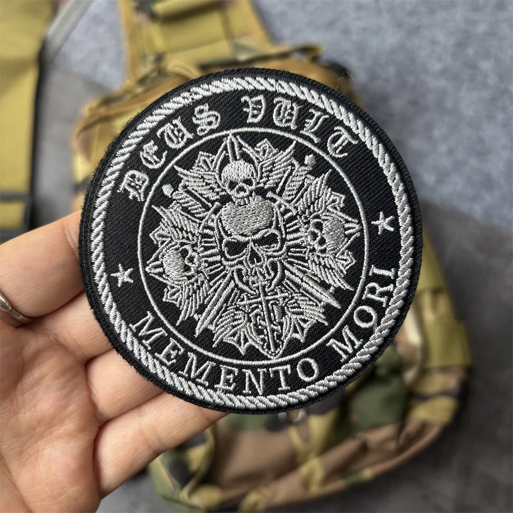 Parche táctico bordado Memento Mori para velcro – mochila y brazalete