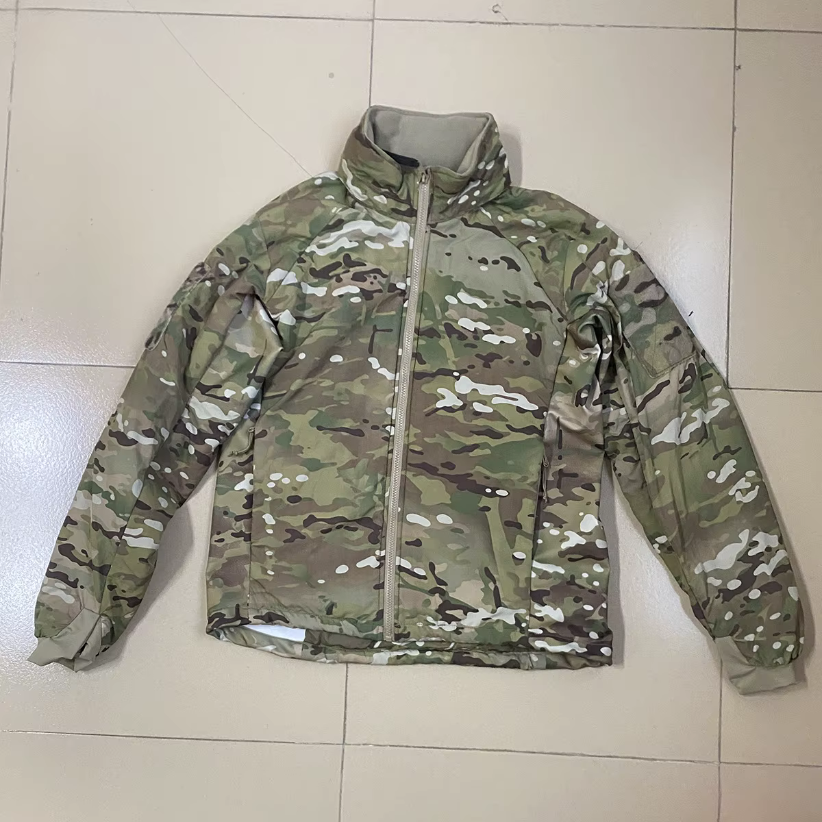 Chaqueta táctica camuflaje estilo loft ligera y almacenable - imagen 3