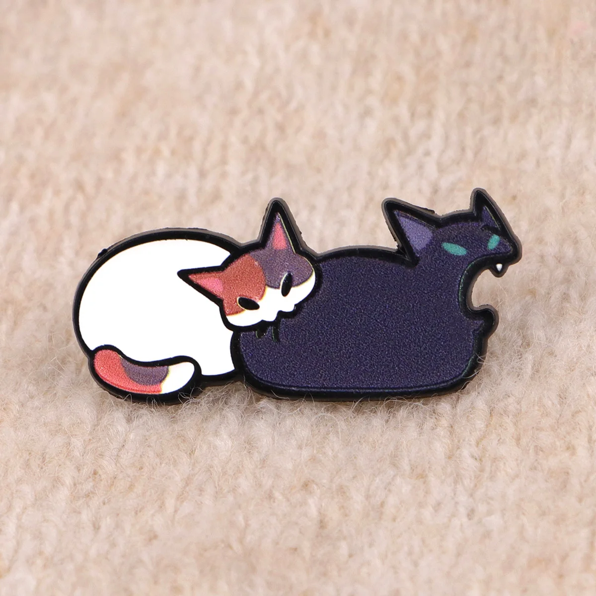 Pin esmaltado de gato divertido para solapa y mochila - imagen 4