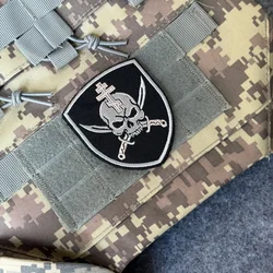 Parche táctico bordado gancho y bucle calavera ortodoxa con espadas