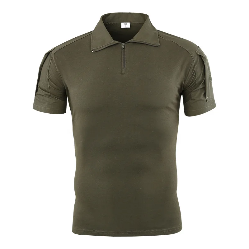Camiseta en contexto outdoor