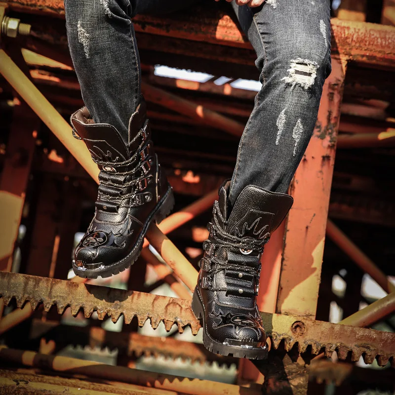 Botas de invierno cuero media caña biker negras calavera térmicas - imagen 4