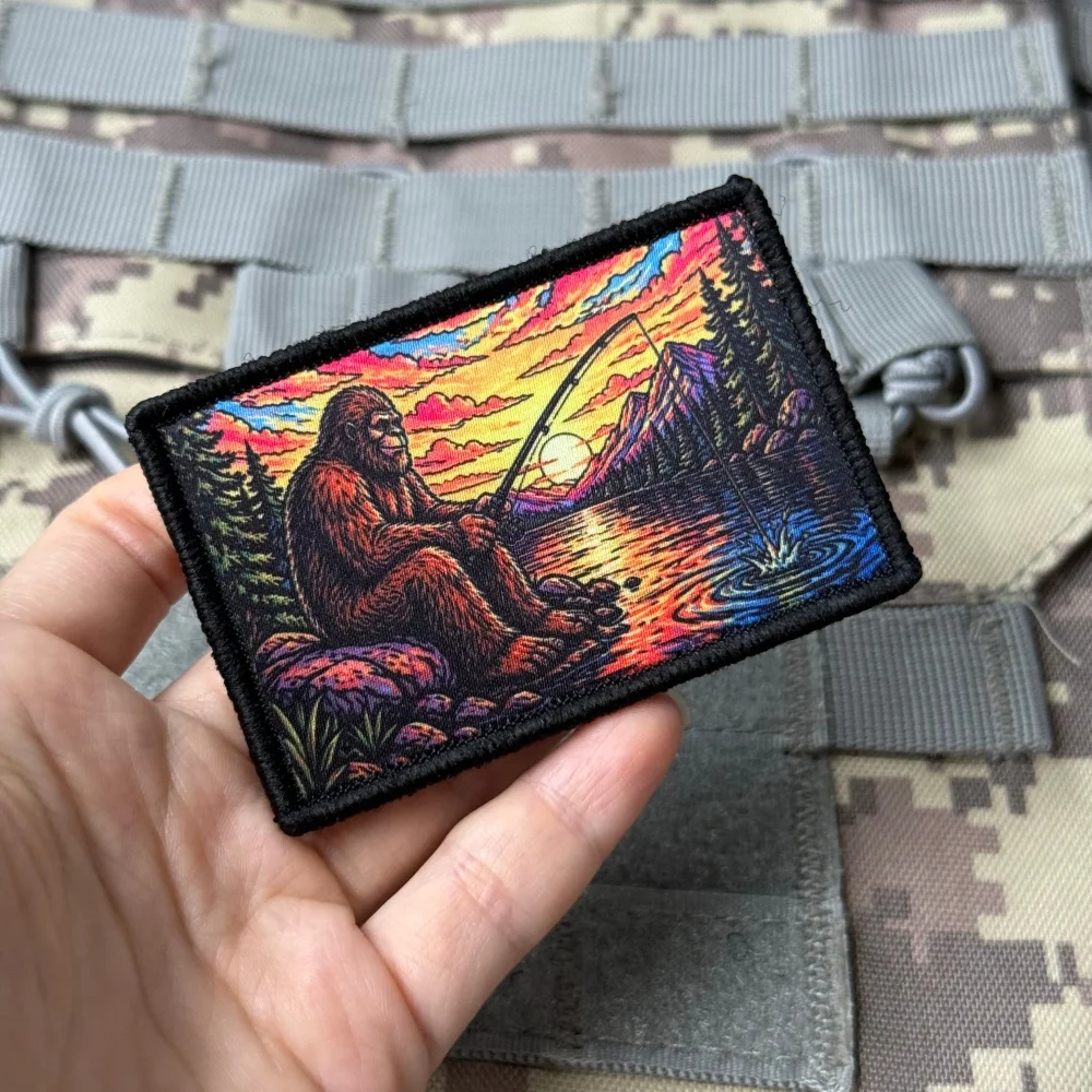 Parche de velcro Bigfoot – Insignia moral de pesca y camping