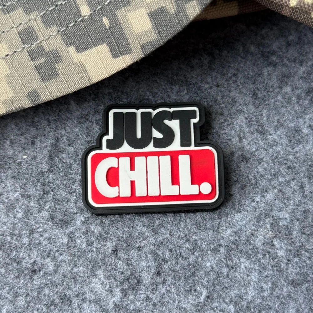 Parche táctico Just Chill de PVC con velcro para mochila