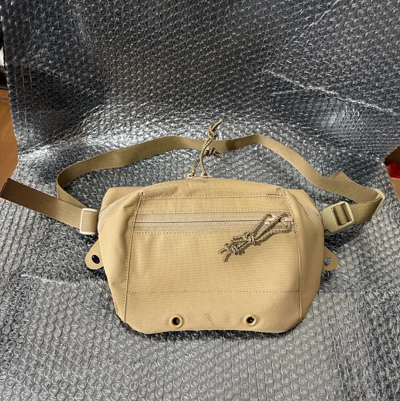 Bolsa táctica para uso diario en actividades al aire libre