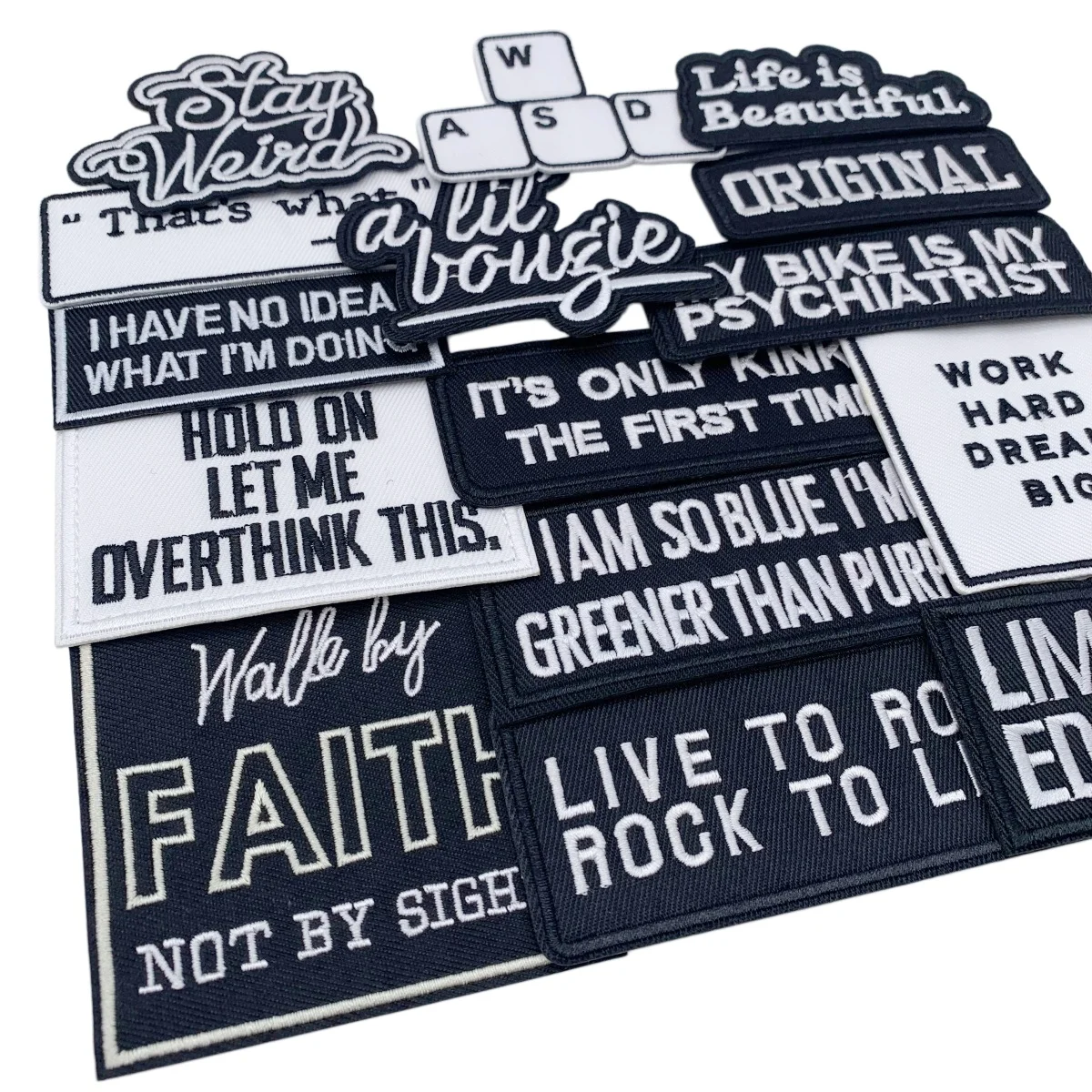 Parche bordado de letras inglesas retro para ropa y mochila - imagen 2