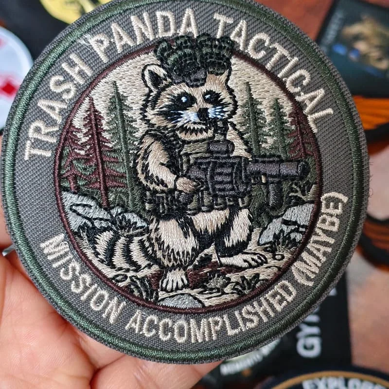 Parche táctico bordado panda con velcro para mochila y uniforme - imagen 5