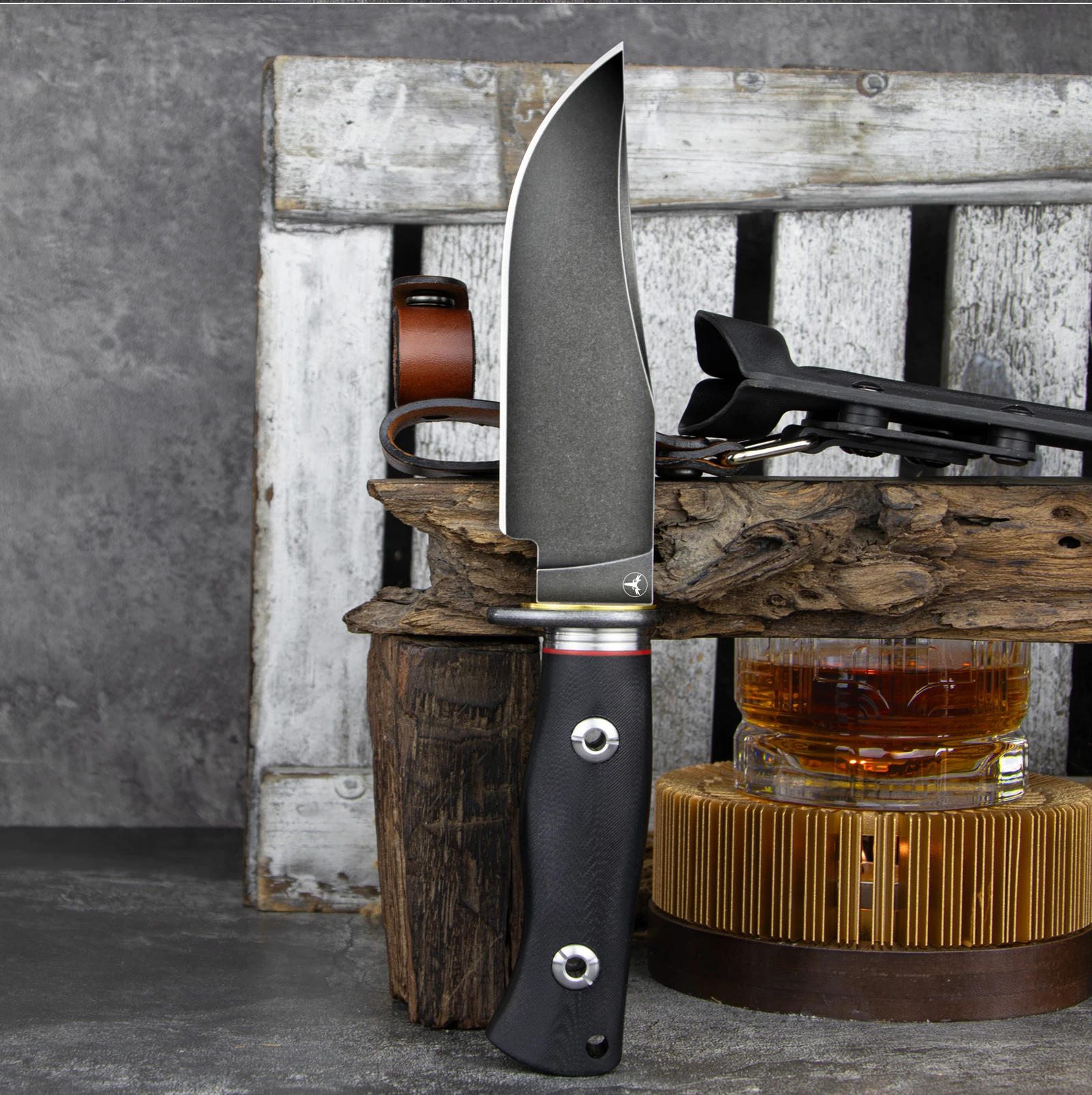 Detalle del cuchillo y su funda