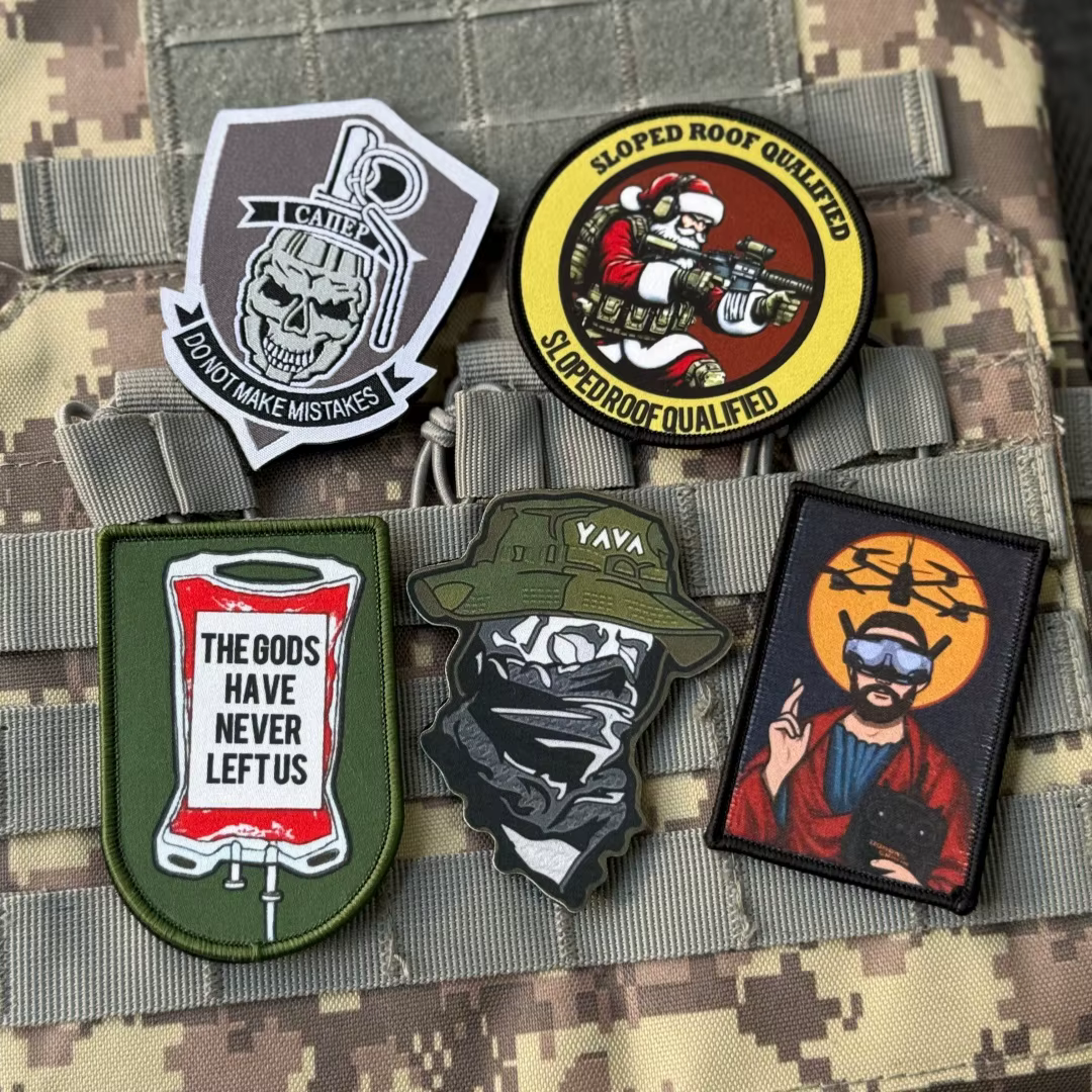 Parche táctico de gancho y bucle Papá Noel con drones para mochila
