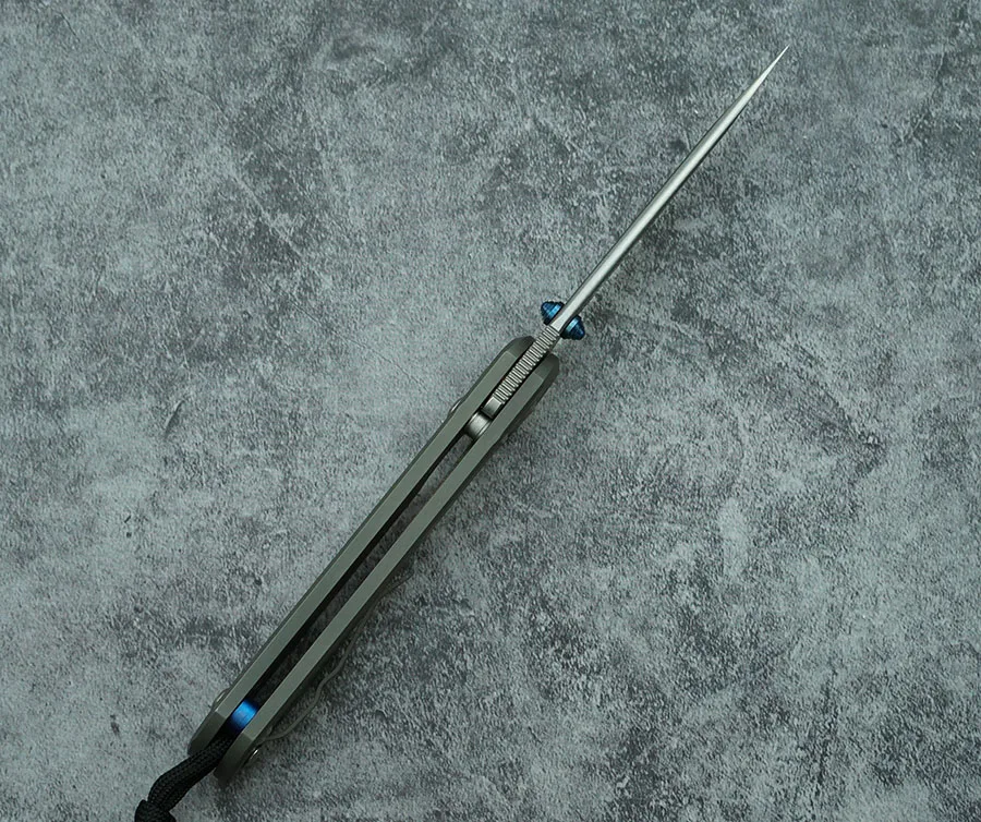 Sakura Cuchillo plegable EDC hoja de acero y mango titanio - imagen 4