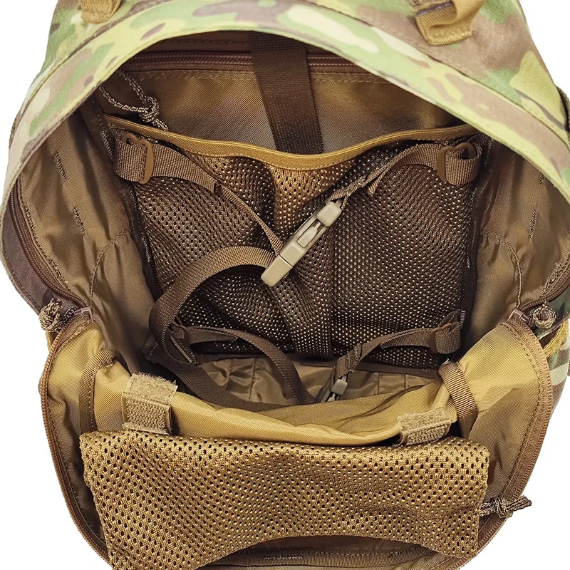 Mochila táctica de nailon 500D con soporte para casco y bolsa de agua - imagen 5